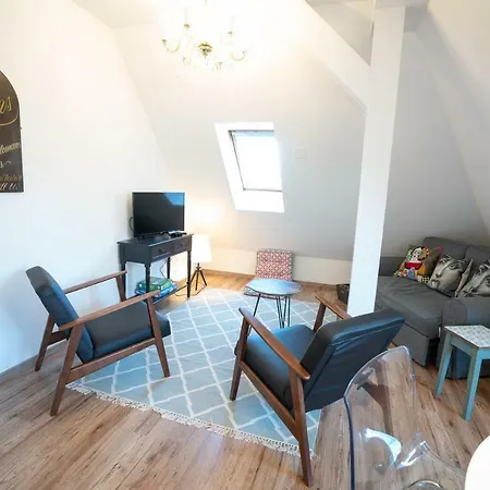 Golding - Flat 2 Drážďany